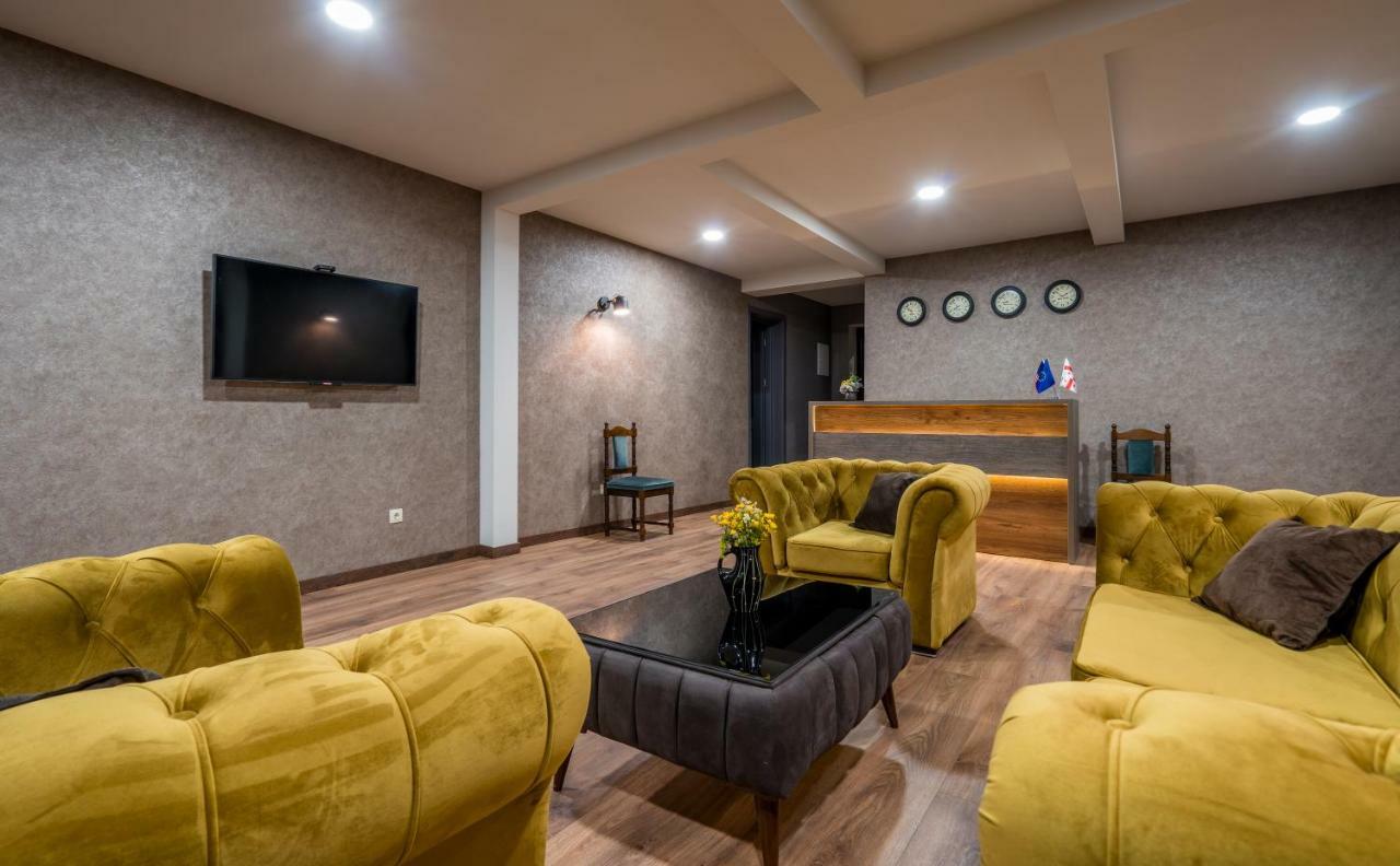 Travel Inn Kazbegi エクステリア 写真